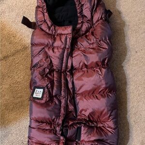 7 A.M. Enfant maroon stroller footmuff or blanket